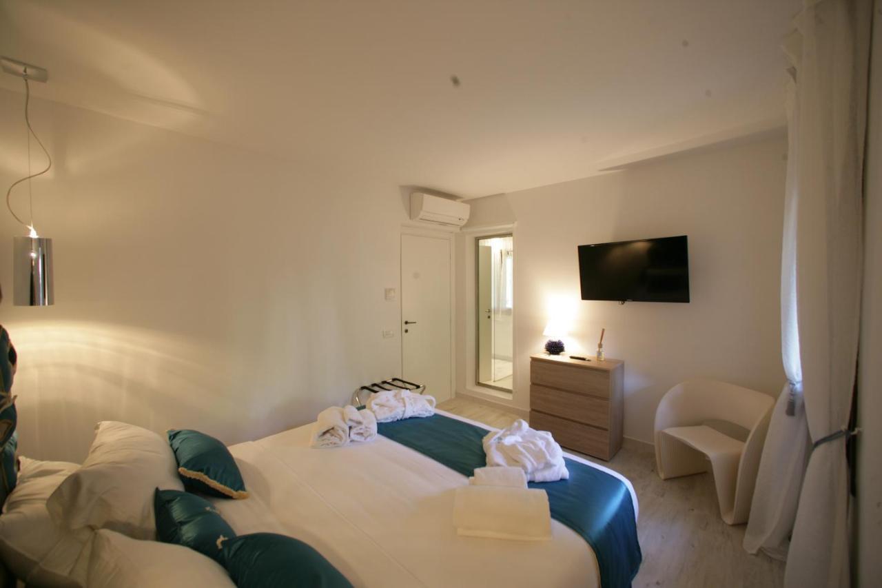 Geco Di Giada Art Suites - Adult Only ปอร์โตโรตอนโด ภายนอก รูปภาพ